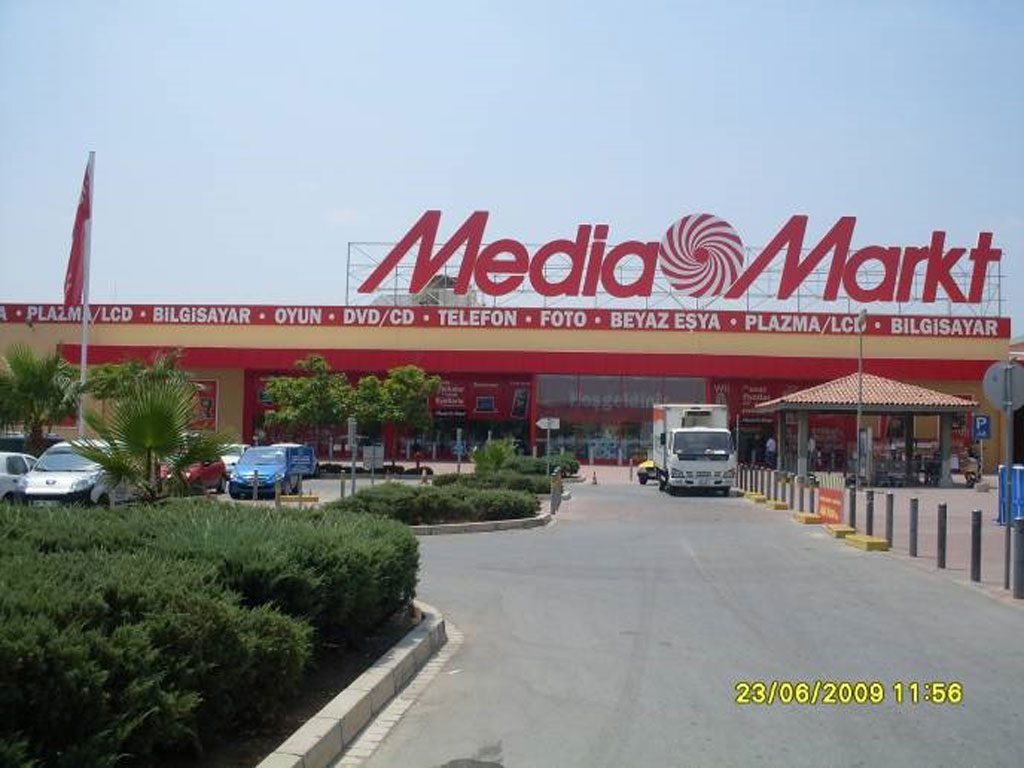 ENG – Mediamarkt - CNSTRCT